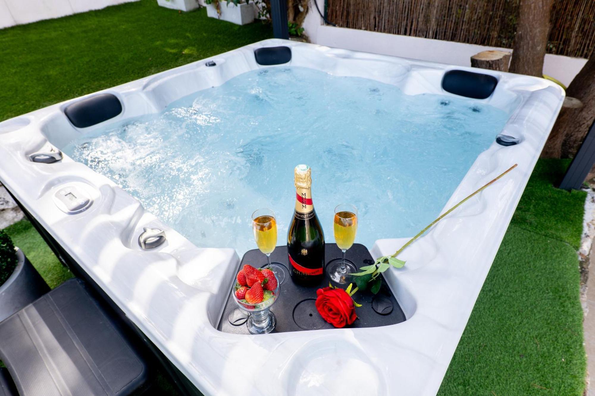 Willa Piscine-Jacuzzi-Videoprojecteur-Clim La Perle Rare Mougins Zewnętrze zdjęcie